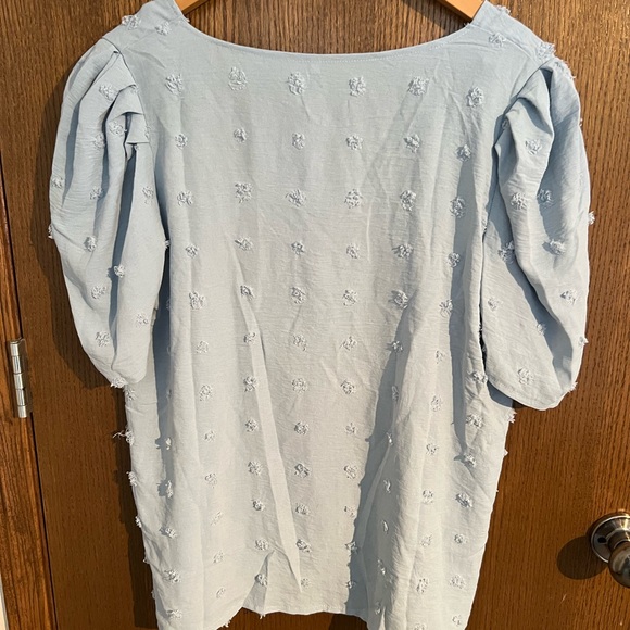 V-neck summer top - Picture 2 of 2